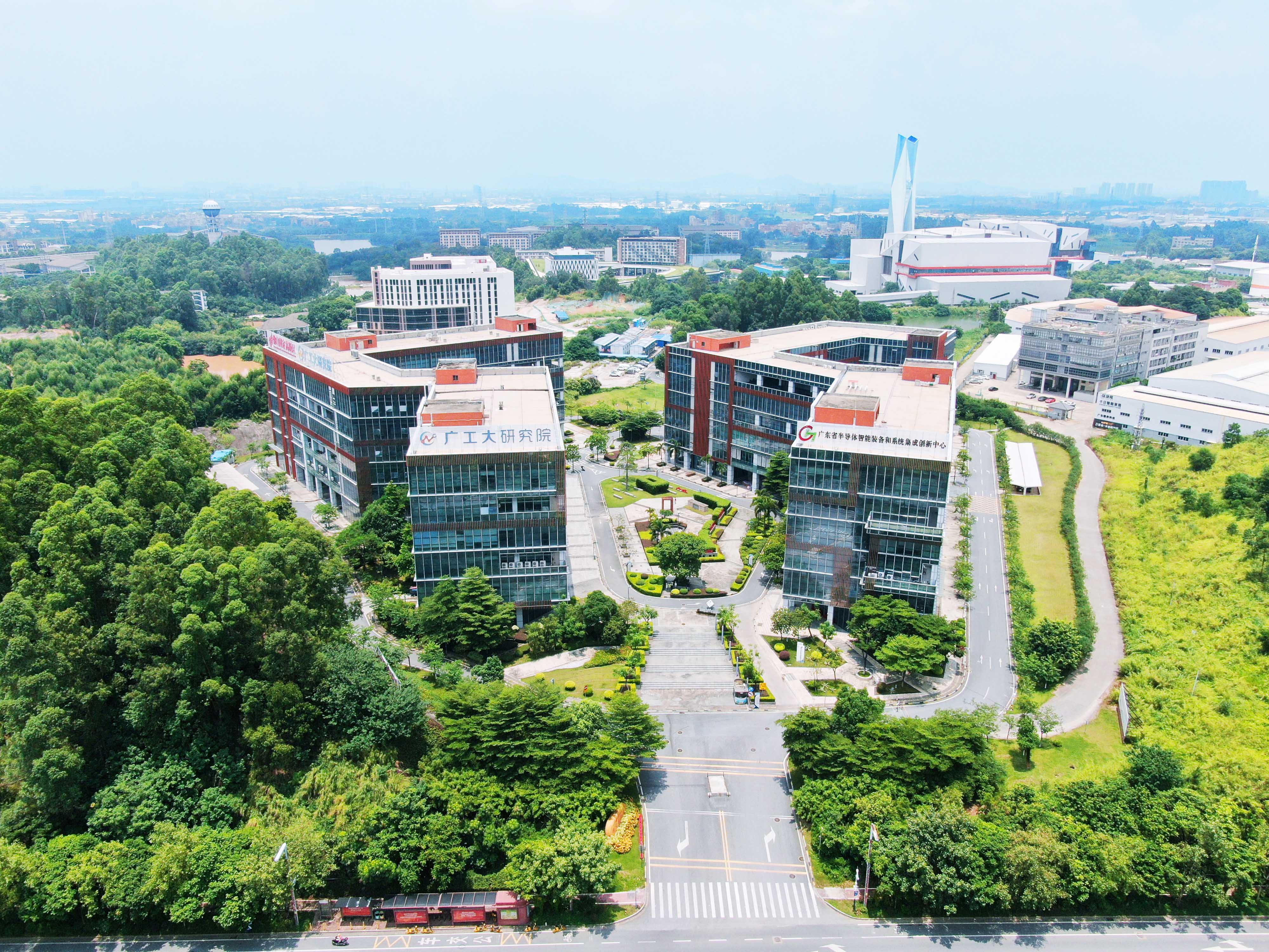 1784788770704976284.jpg 1-广工大研究院建筑.JPG